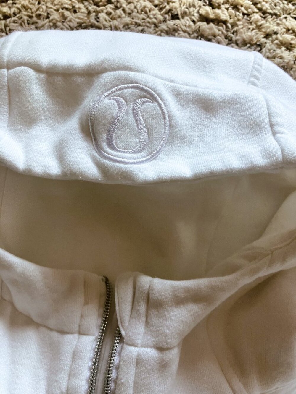 Excellent Condition White Lululemon Athletica Scuba Jacket Hoodie Fleece Sz 4 - Picture 14 of 14